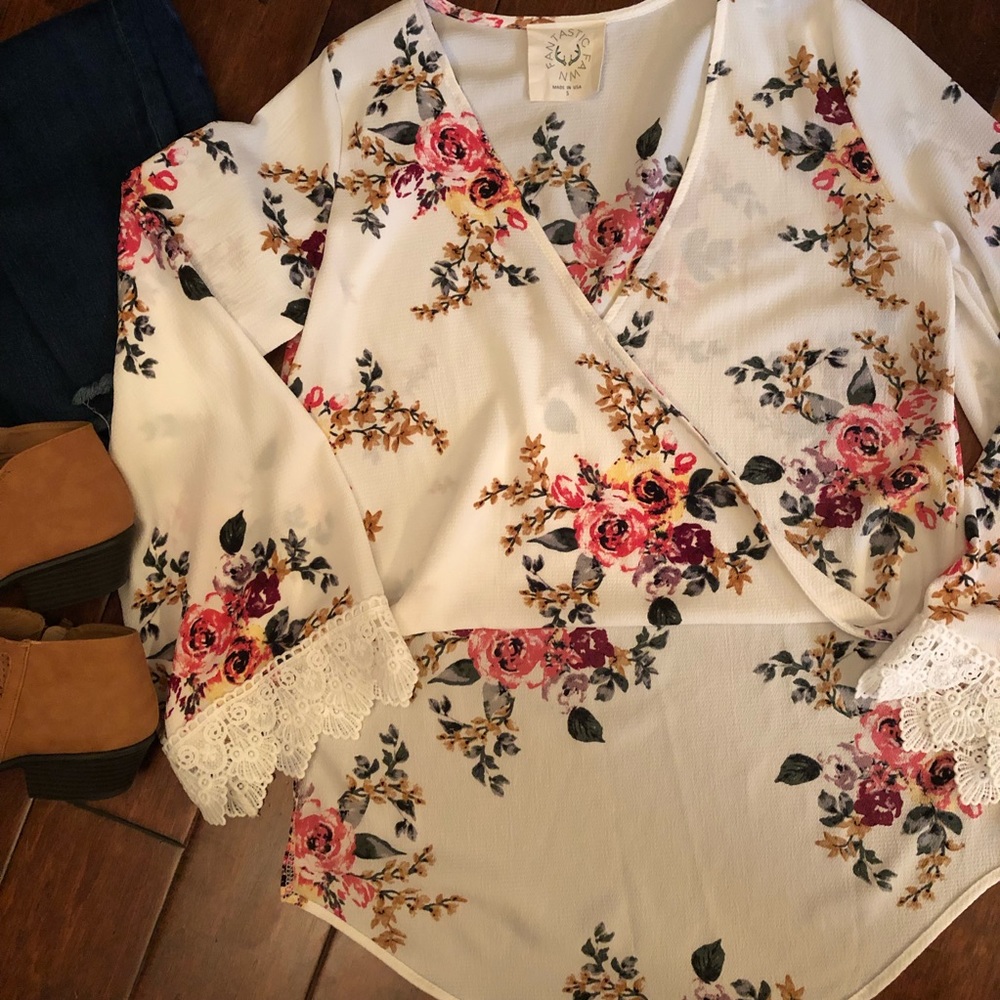 Womens White Boho Faux Wrap Floral Print Hi Low Fluted Sleeve Blouse Size Small - Picture 4 of 8